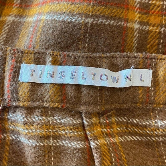 Tinseltown Women's Tan and Gold Skirt - Picture 4 of 4